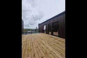 Herlig solrik takterrasse med utgang fra stuen og kjøkken. Leilighet 206 pris kr 5.690.000,- Innflytning i november/desember.